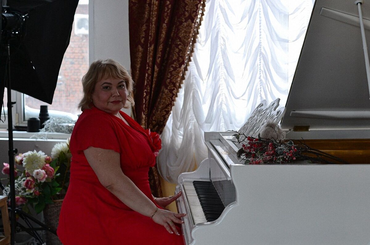 Массажистка Мадам Кураж 48 лет сделает профессионально урологический массаж и позовет в гости в Ново-Савиновский